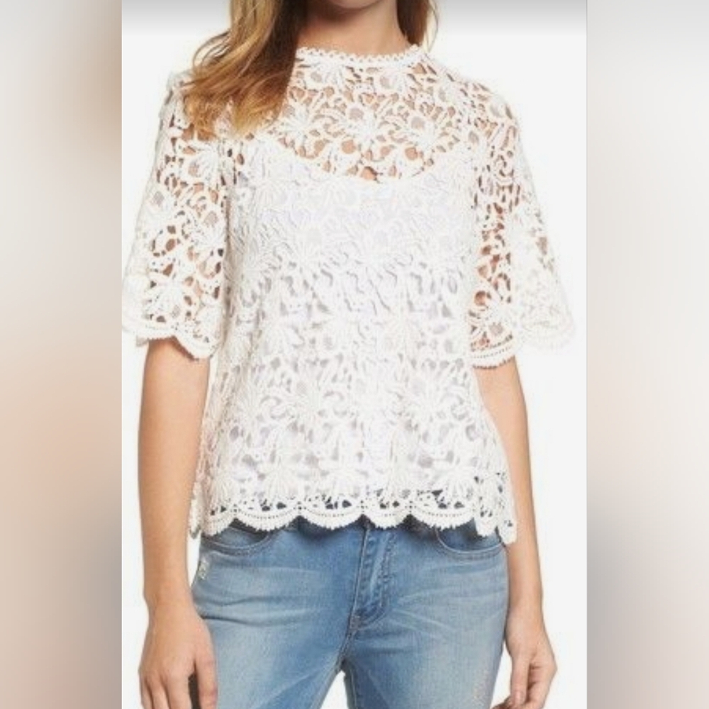 Velvet by Graham & Spencer White Lace Crochet Blouse